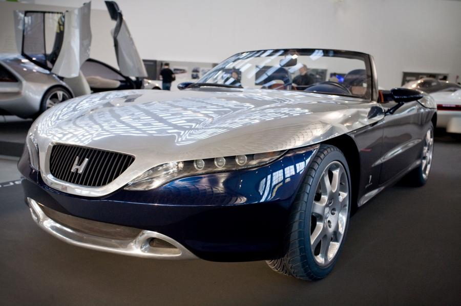  Honda Argento Vivo by Pininfarina 1995 года  (фото 1 из 7)